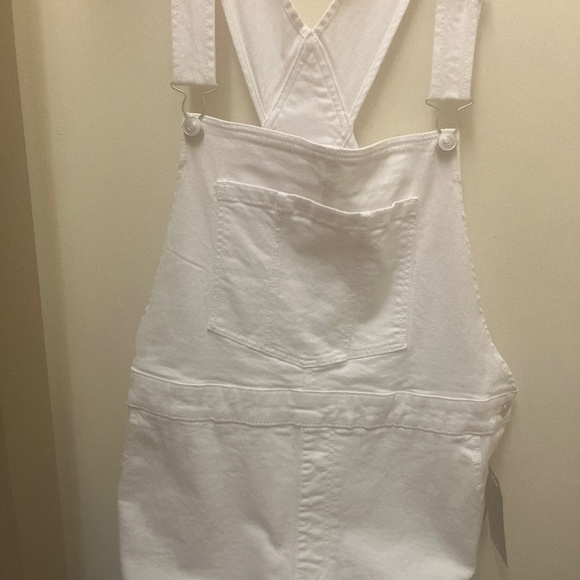 No Boundaries Denim - Woman’s White Jean Shorts Overall XL(15-17)